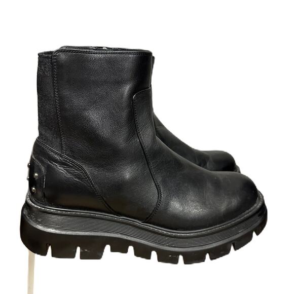 Aquatalia Skyler Black‎ Leather Water-Resistant Lug Sole Platform Boot Size 10 - Picture 2 of 12
